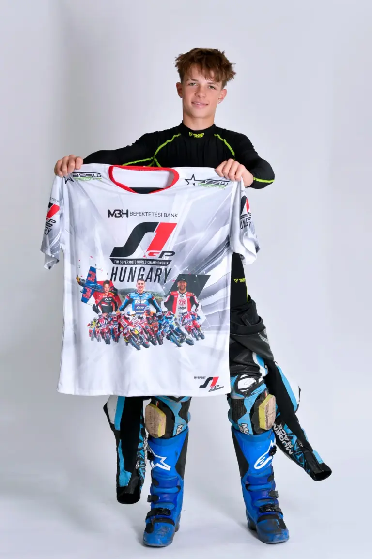 S1GP Hungary 2026 szurkolói mez